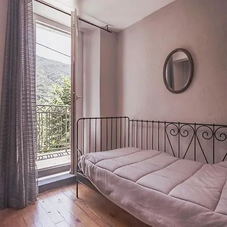 Pyrenees - Grand De Caractere * Boutx