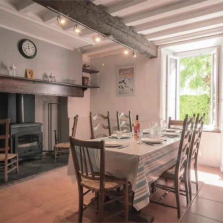 Pyrenees - Grand De Caractere *