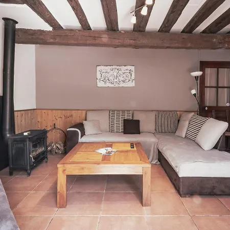 Pyrenees - Grand De Caractere *